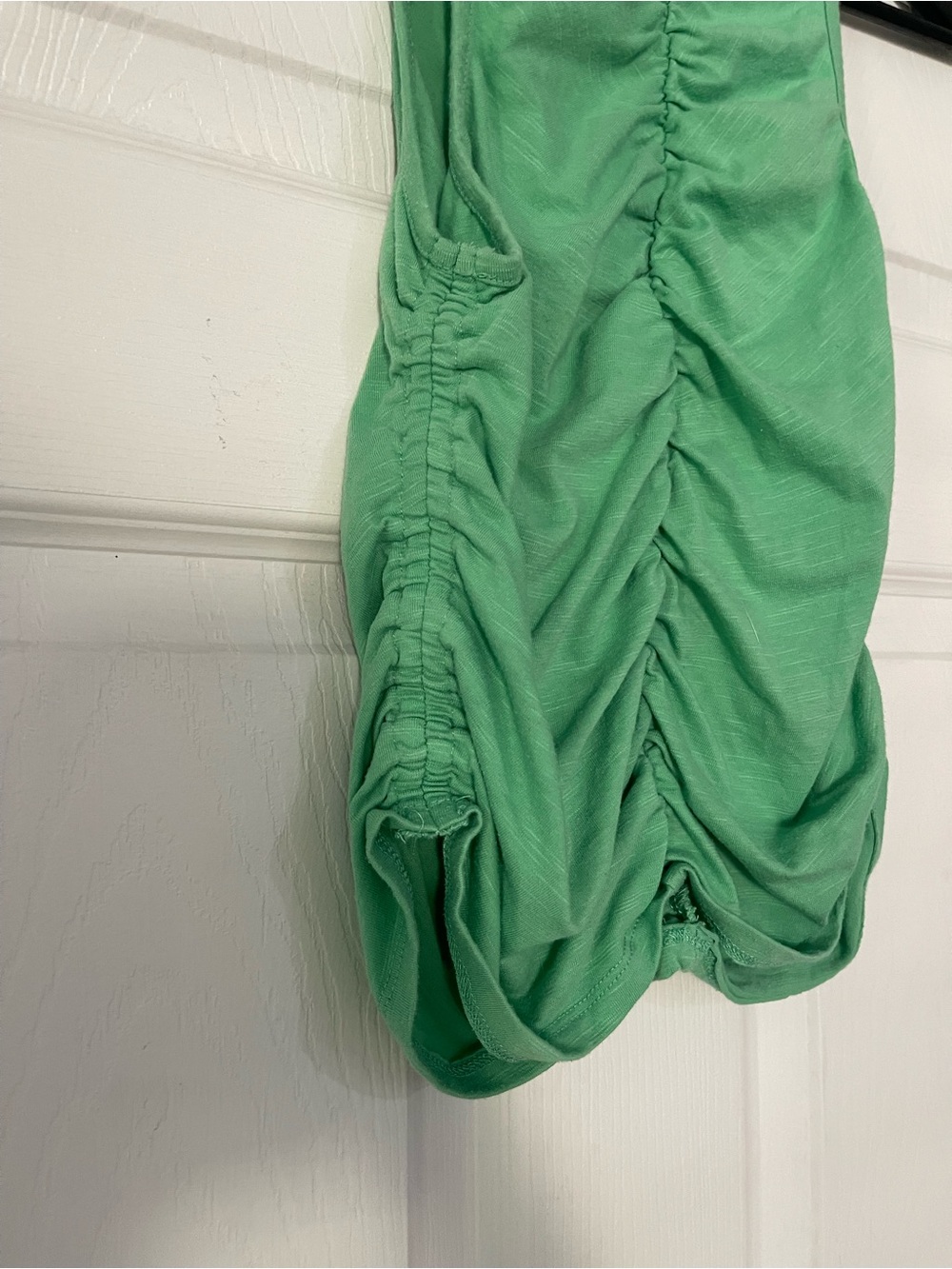 Universal Thread Green Ruched Front Tank Top Medium - Picture 4 of 5